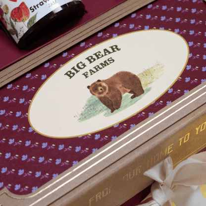 The BEAR - Postcard Gift Box