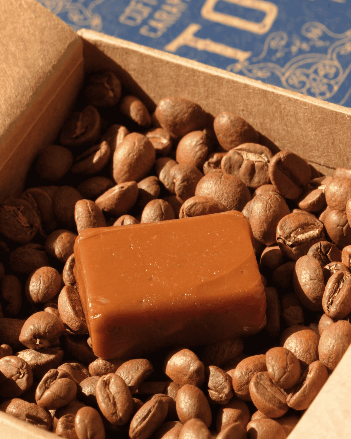 Coffee Toffee Tin 600g - 40pieces - Big Bear Farms